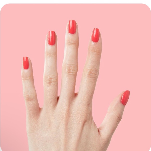 Olive & June ‘Field Day’ Watermelon Polish NEW Nails - Picture 2 of 4